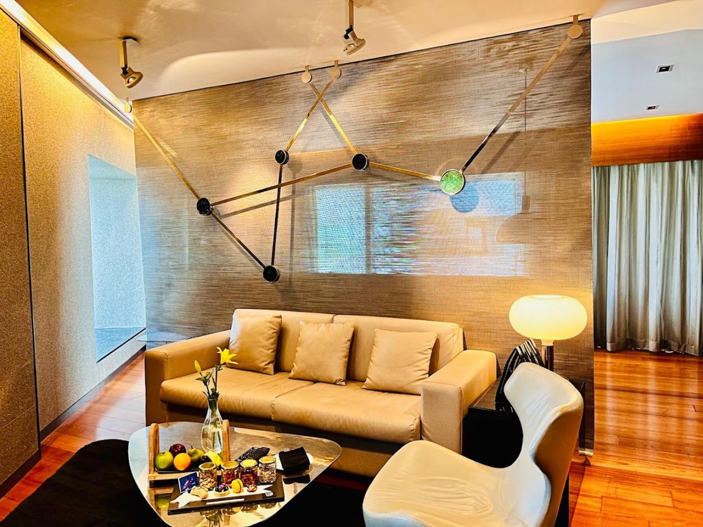 The Park Hyderabad, Banjara Hills Near Hussain Sagar Lake Exterior foto A suite at the hotel