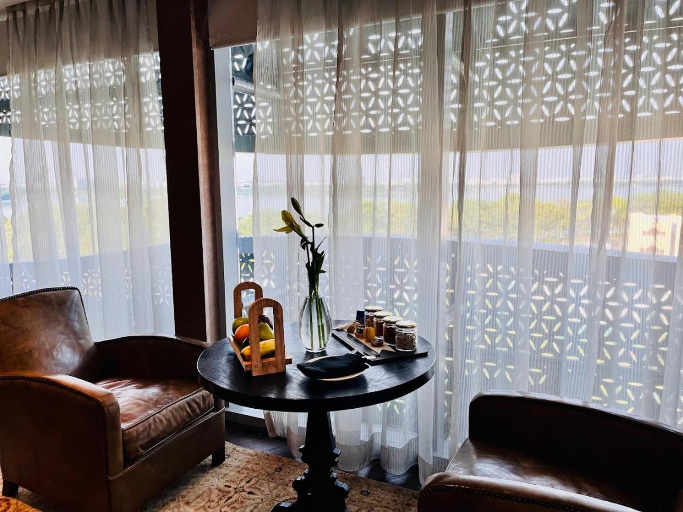 The Park Hyderabad, Banjara Hills Near Hussain Sagar Lake Exterior foto A room at the hotel