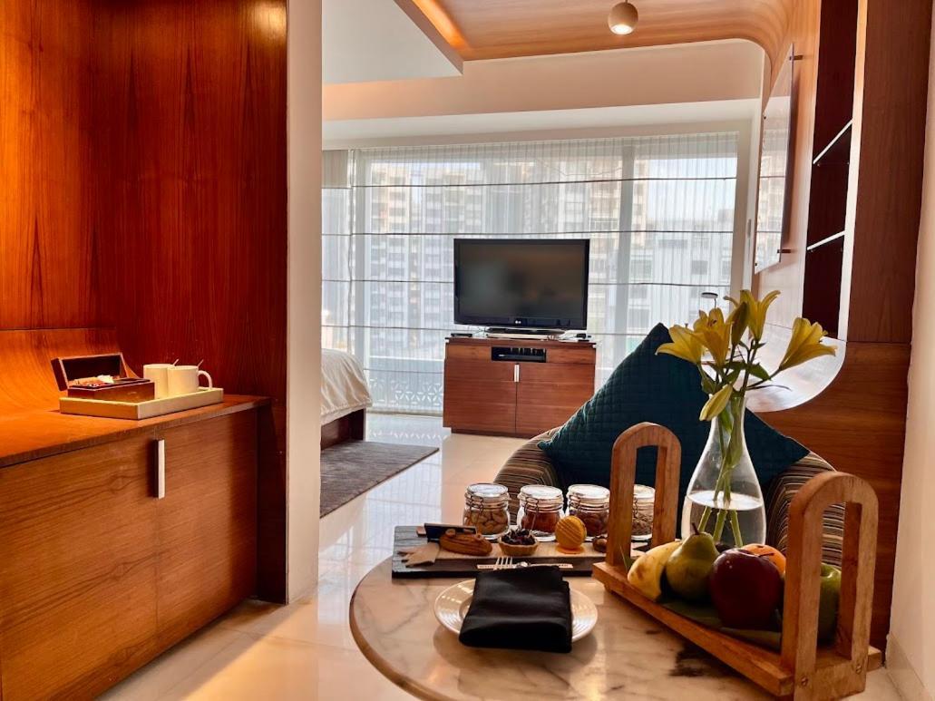 The Park Hyderabad, Banjara Hills Near Hussain Sagar Lake Exterior foto A suite at the Taj Mahal Palace, Mumbai